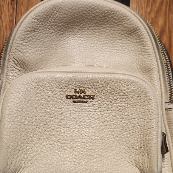 Coach Mini Backpack Pebbled Leather White Small Backpack  display picture 2